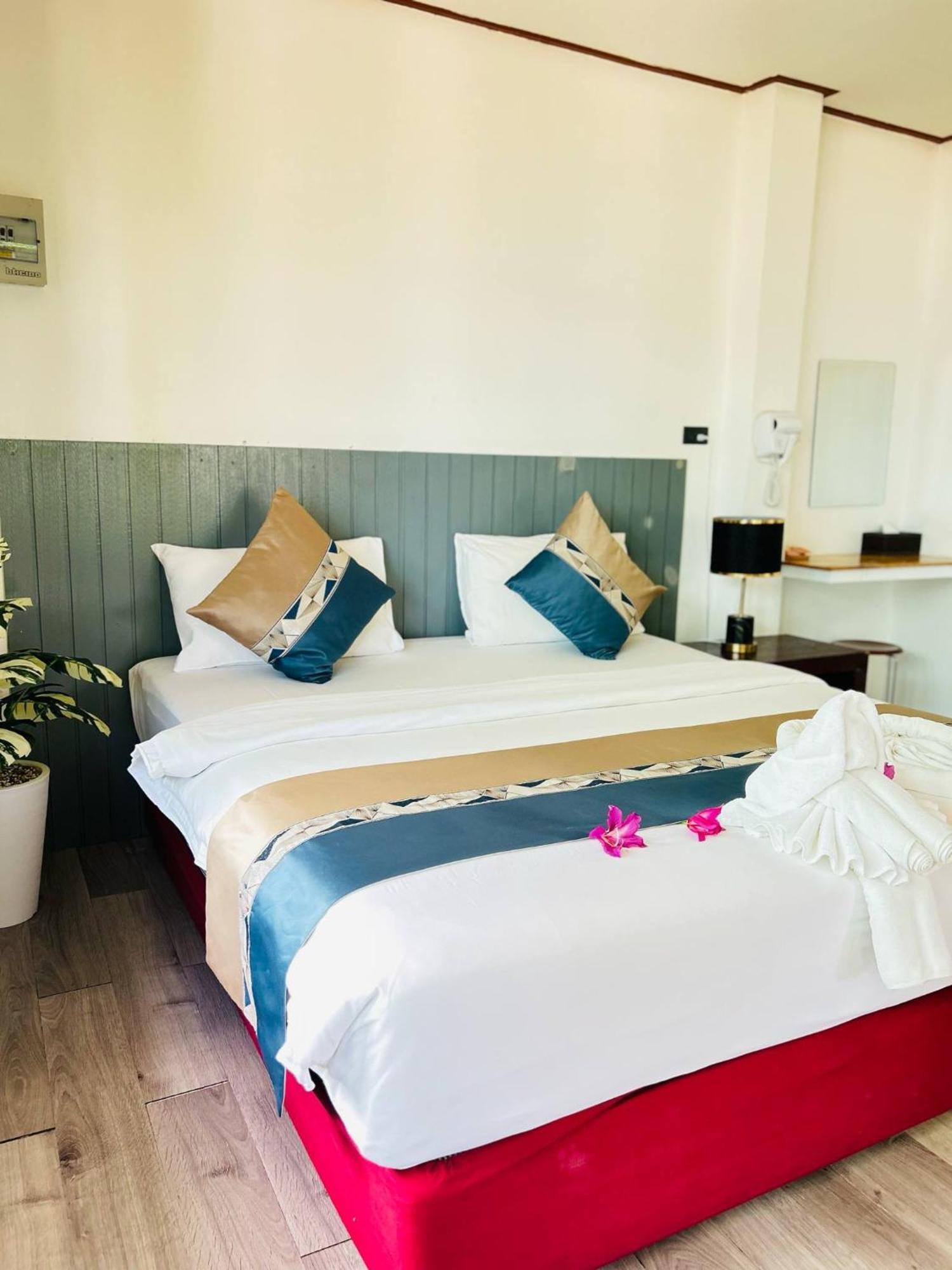 Three Trees Samui Resort - Sarocha Villa Lamai Beach  Ngoại thất bức ảnh